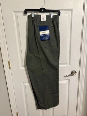 Towncraft Pants Mens 54 Sage Green NWT